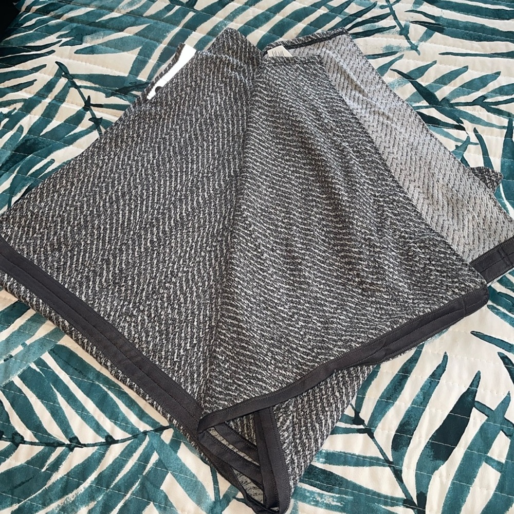 Lululemon wrap